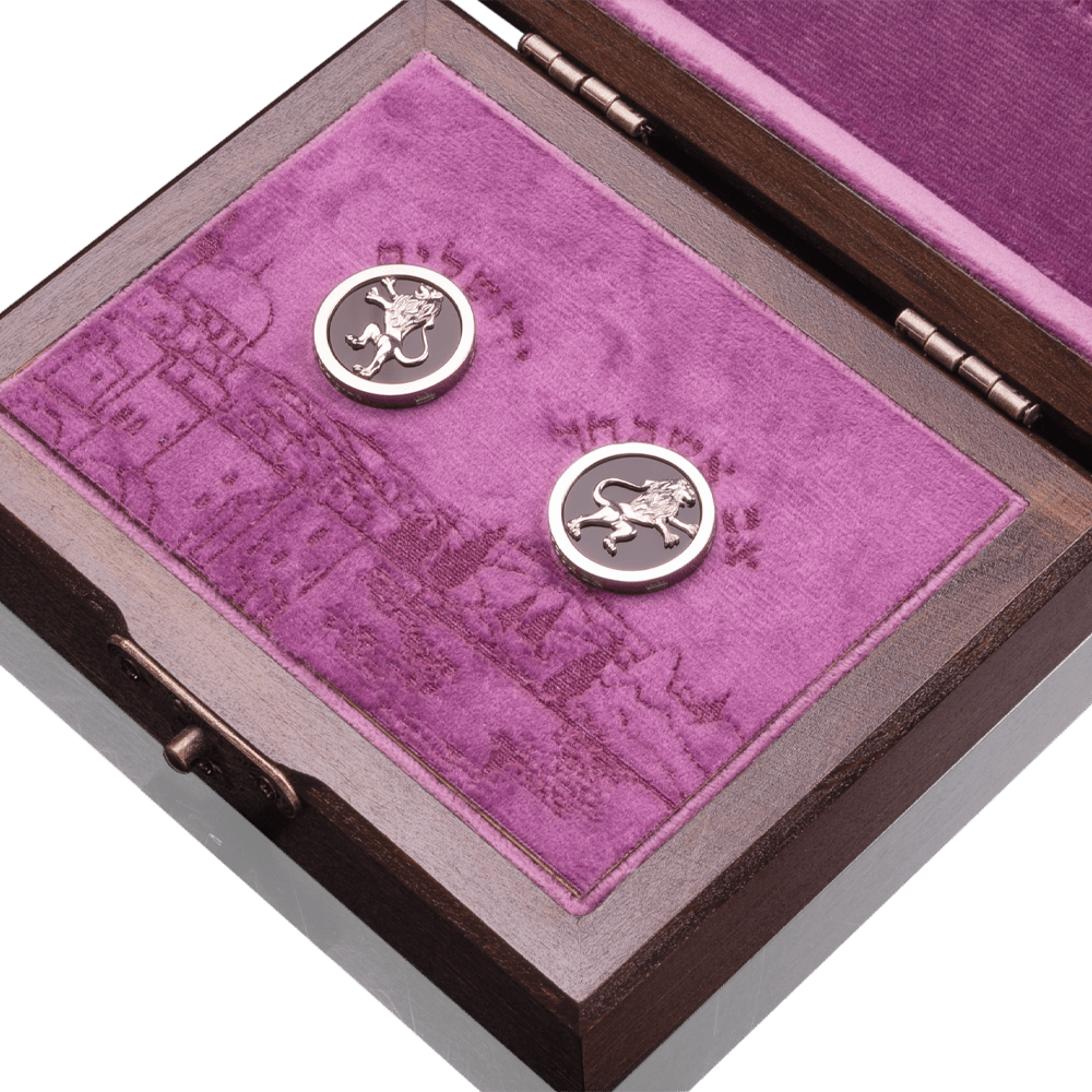 Silver cufflinks "Jerusalem Lions" with black onyx