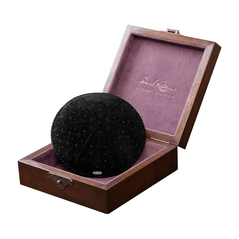 Kippah "Modern" made of suede. King David Collection