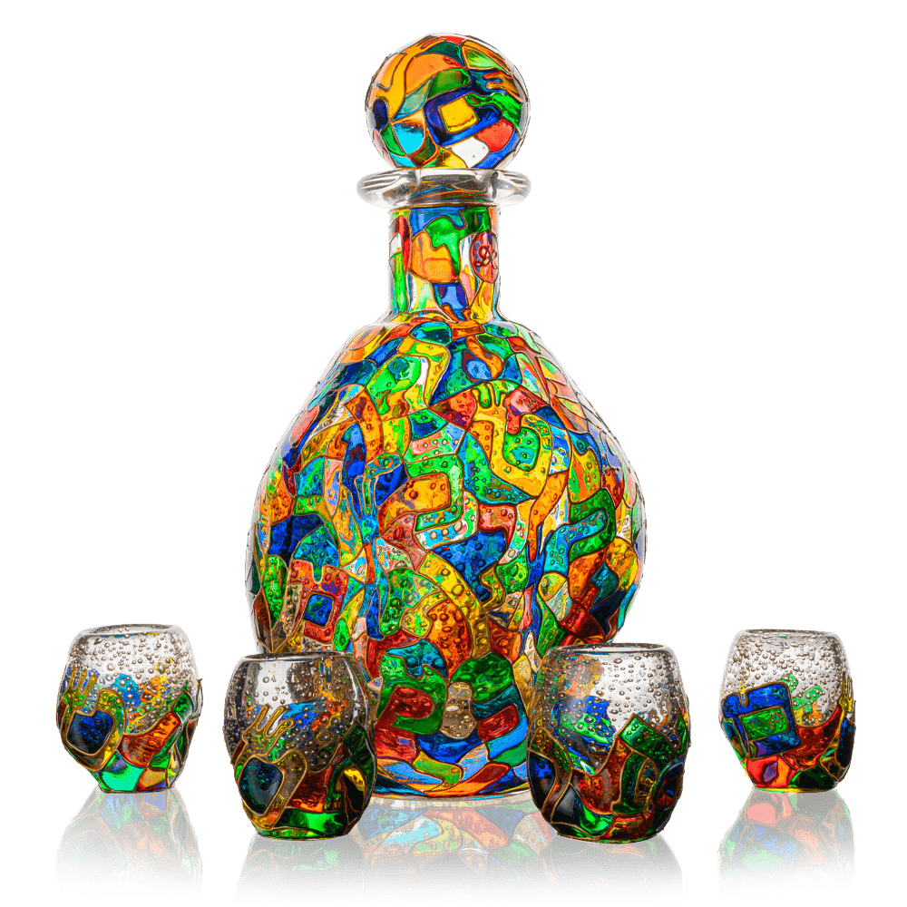 Set of decanter and 4 shot glasses